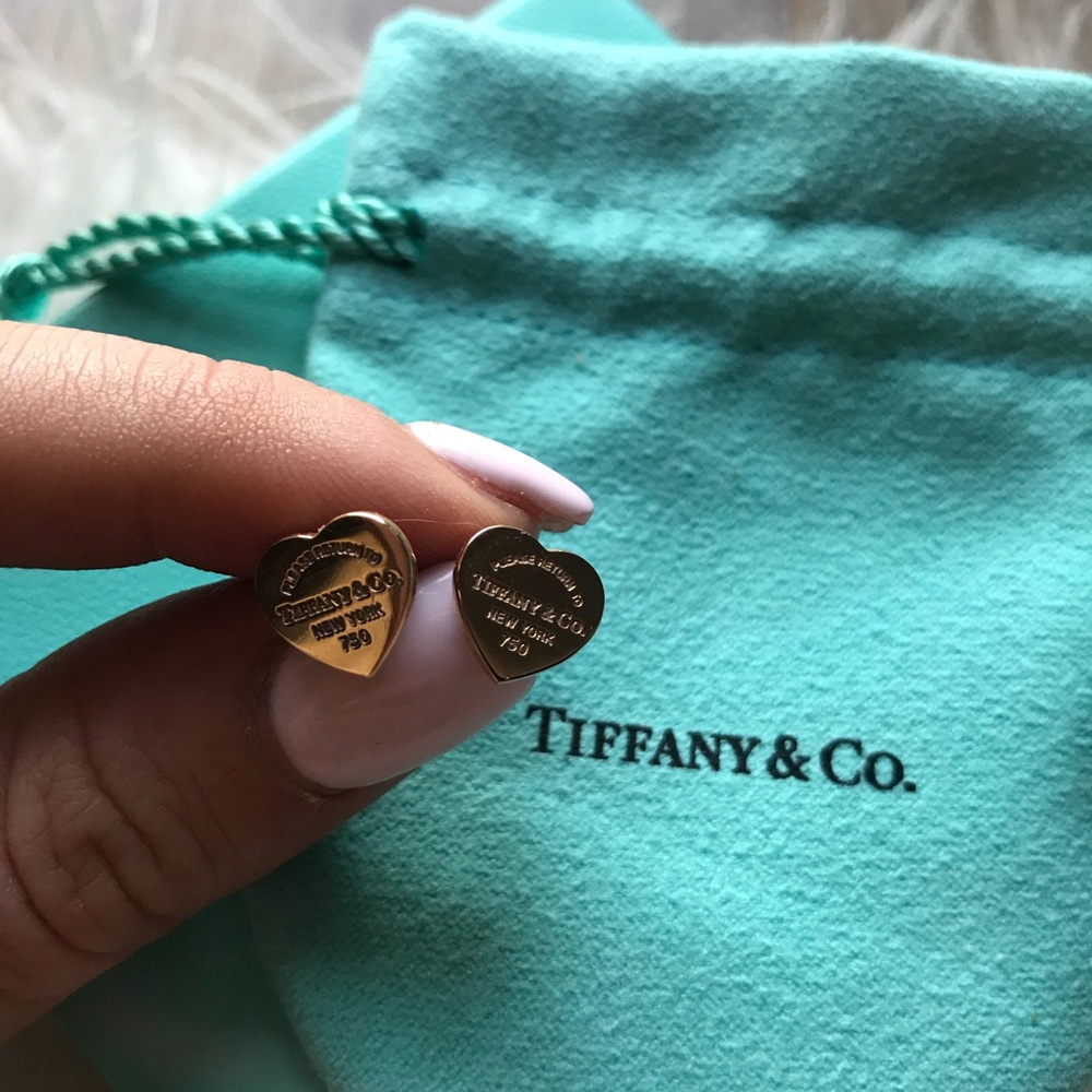 Return to Tiffany Mini Heart Tag Earrings